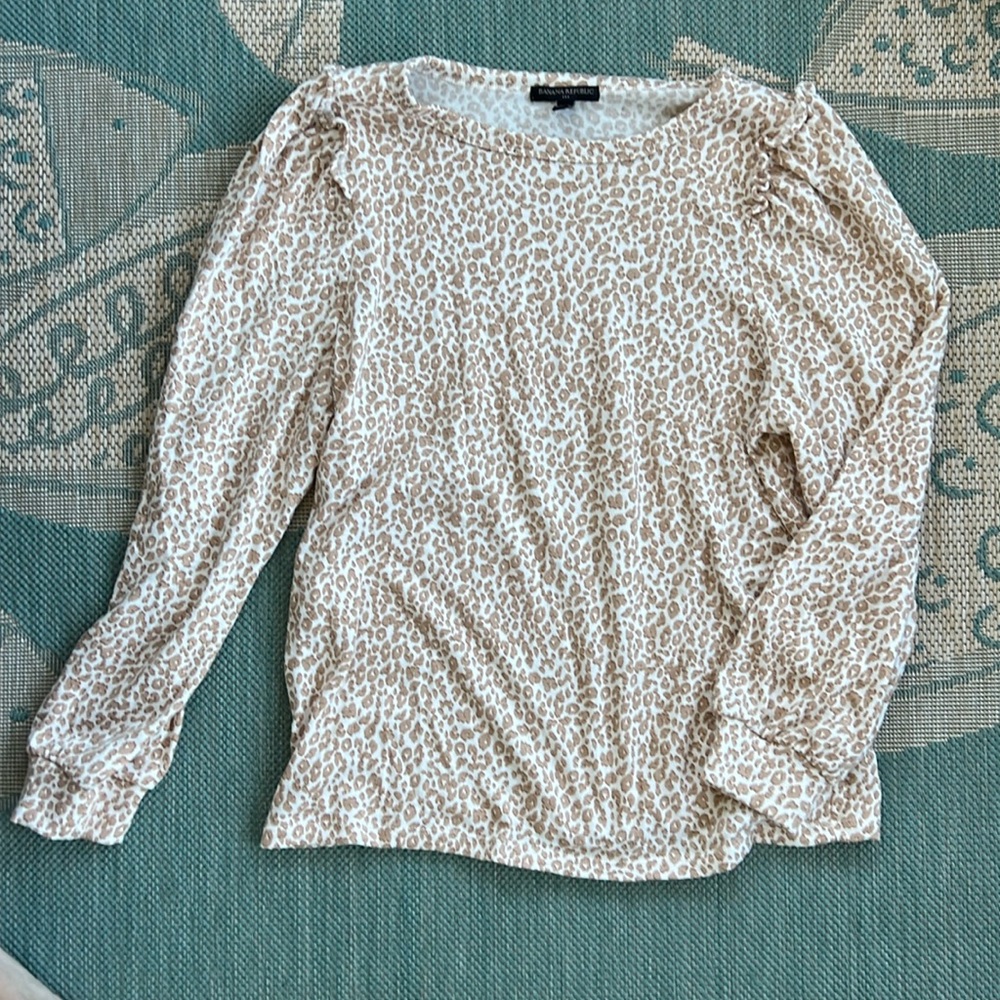 Leopard print sweater